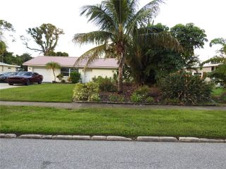 7611 SENRAB DRIVE, Bradenton, FL 34209
