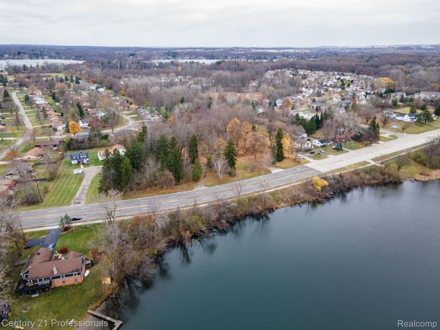 LOT 3 W WALTON, Waterford Charter Township, MI 48329