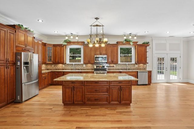 1425 Pineway Drive NE, Atlanta, GA 30329