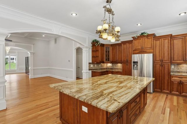 1425 Pineway Drive NE, Atlanta, GA 30329