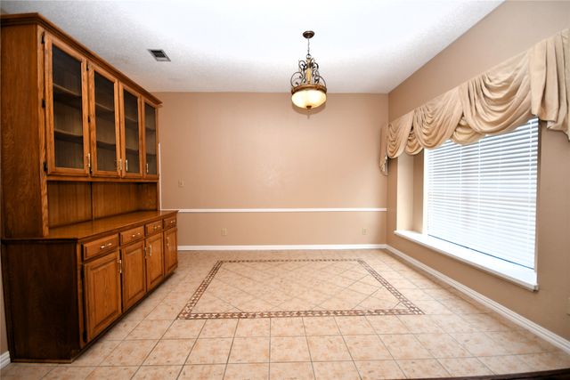 2906 Kingswood Drive, Garland, TX 75040
