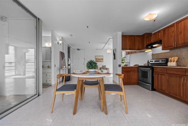 1226 Alexander Street 501, Honolulu, HI 96826