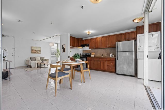1226 Alexander Street 501, Honolulu, HI 96826