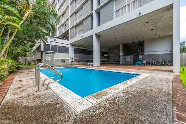 1226 Alexander Street 501, Honolulu, HI 96826