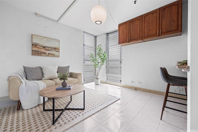 1226 Alexander Street 501, Honolulu, HI 96826