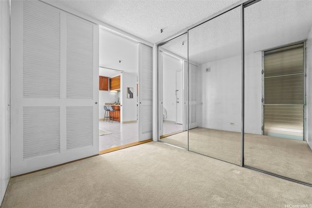 1226 Alexander Street 501, Honolulu, HI 96826