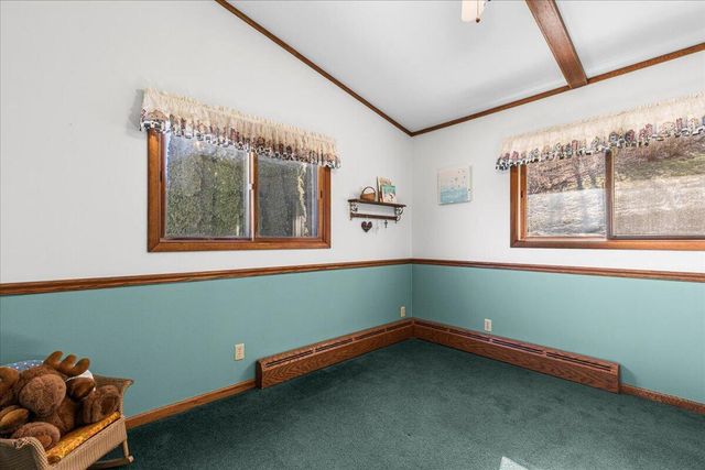 295 Hartford ROAD, Slinger, WI 53086