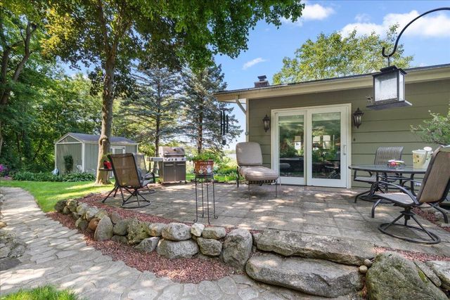 295 Hartford ROAD, Slinger, WI 53086