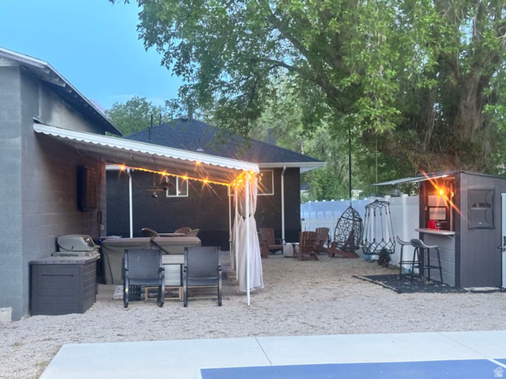 Image 24 of property listing at 3524 S BLAIR CIR, Salt Lake City, UT 84115