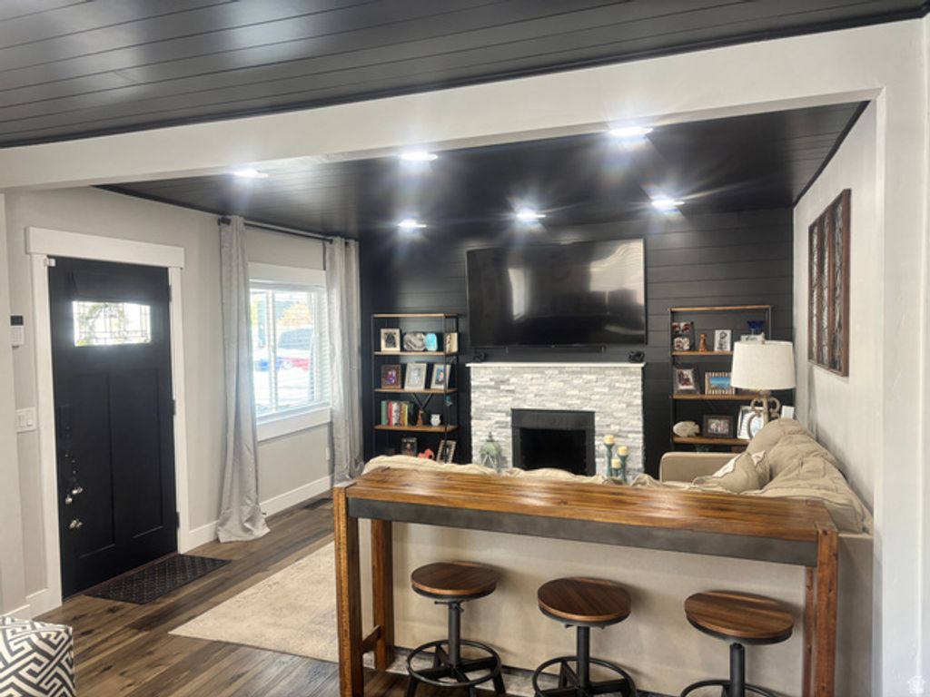 Image 5 of property listing at 3524 S BLAIR CIR, Salt Lake City, UT 84115