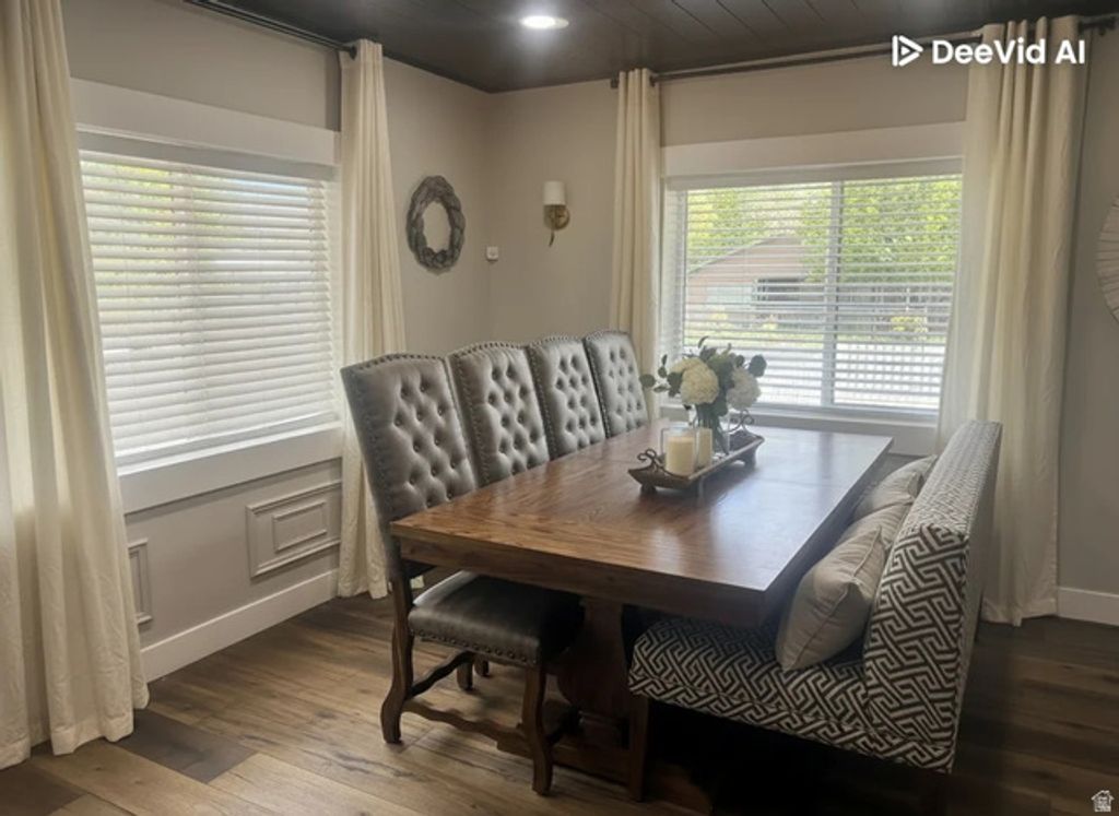 Image 9 of property listing at 3524 S BLAIR CIR, Salt Lake City, UT 84115