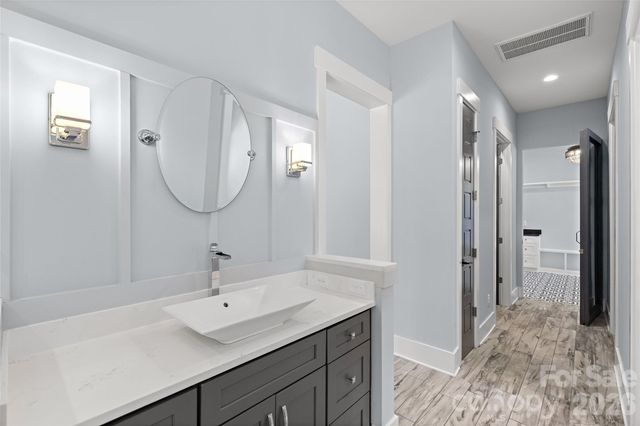 2917 Lake Shore Road S, Denver, NC 28037