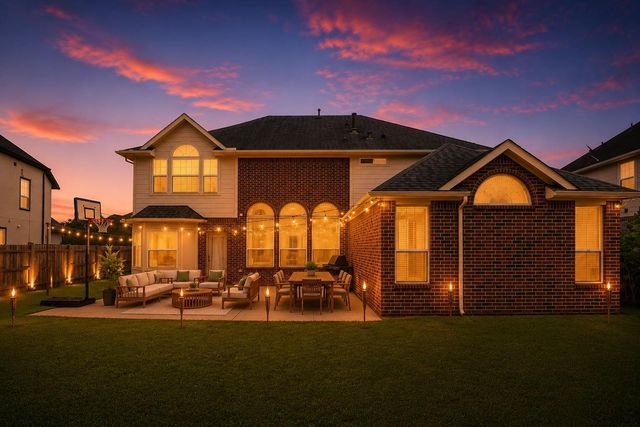 4102 Sandstone Bend Lane, Sugar Land, TX 77479