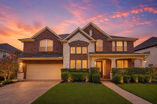 4102 Sandstone Bend Lane, Sugar Land, TX 77479
