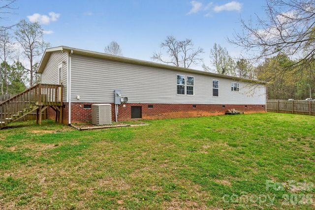 922 Lavender Road, Grover, NC 28073