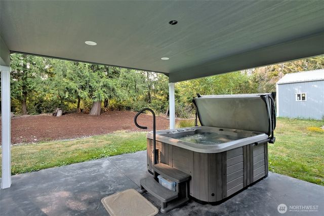 2617 E Harstine Island Road N, Shelton, WA 98584