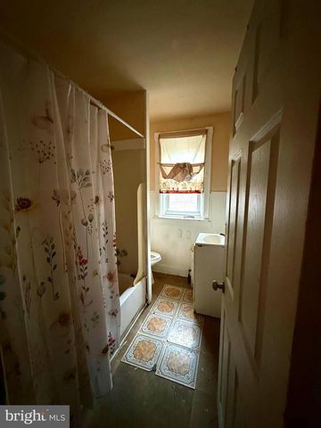 112 HOFFMAN AVE, Trenton, NJ 08618