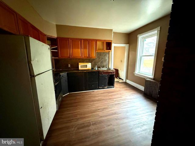 112 HOFFMAN AVE, Trenton, NJ 08618