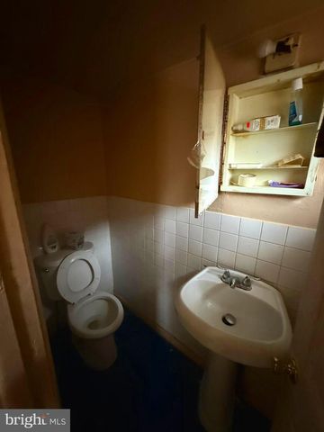 112 HOFFMAN AVE, Trenton, NJ 08618