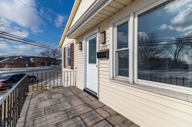 3709 Orchard Drive, Hammond, IN 46323