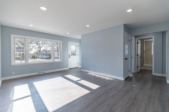 3709 Orchard Drive, Hammond, IN 46323