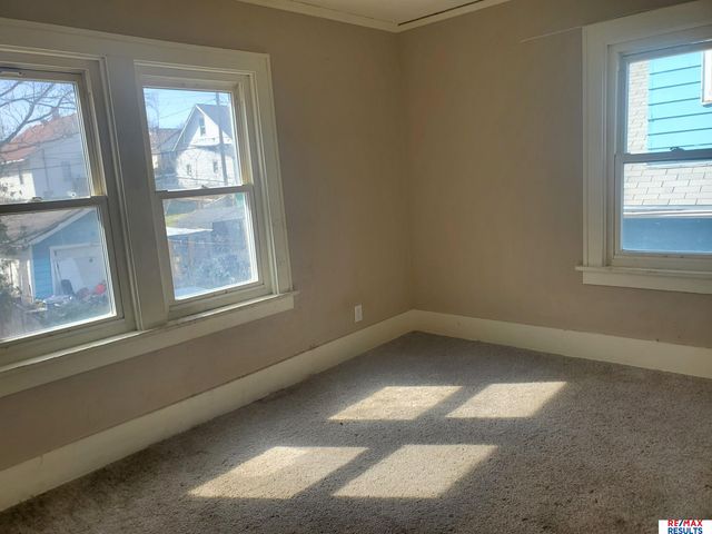 4283 Wirt Street, Omaha, NE 68111