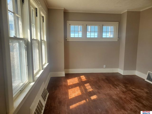 4283 Wirt Street, Omaha, NE 68111