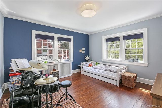 26 Earlwoode Drive, White Plains, NY 10606