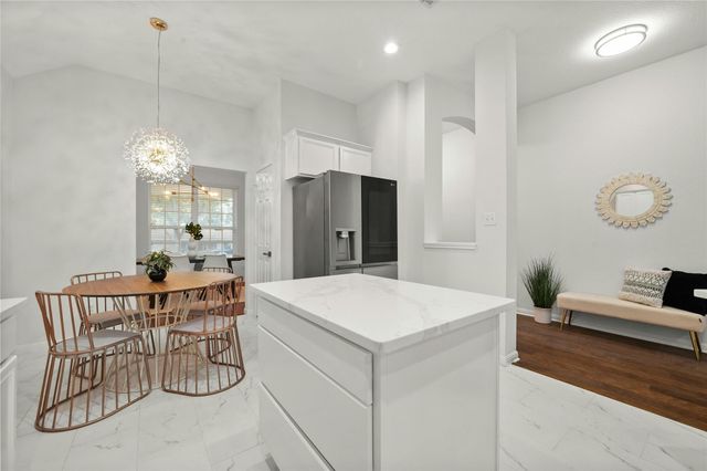 5010 N Fresco Drive DR, Austin, TX 78731