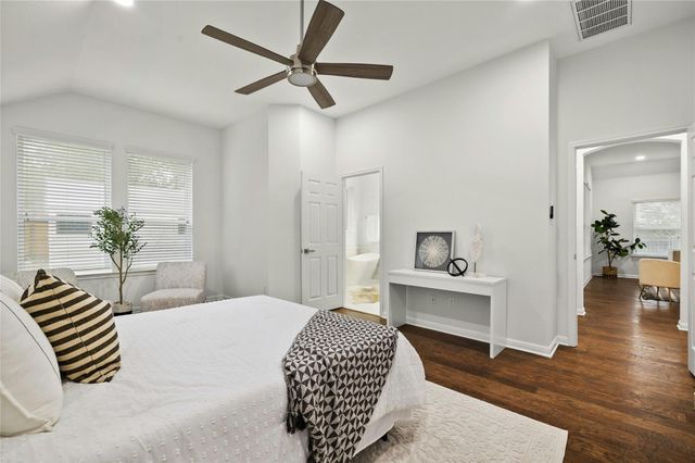 5010 N Fresco Drive DR, Austin, TX 78731