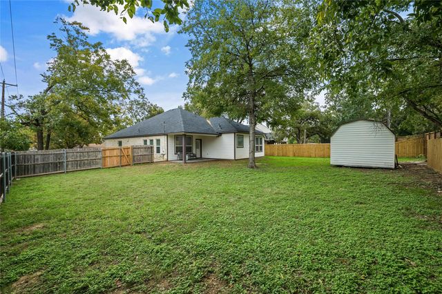 5010 N Fresco Drive DR, Austin, TX 78731