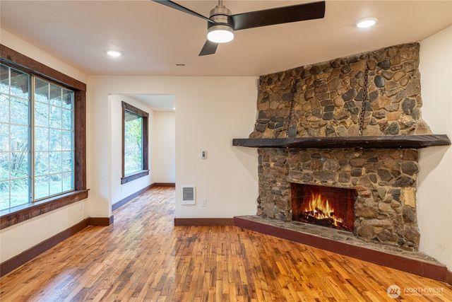 10048 Littlerock Road SW, Olympia, WA 98512