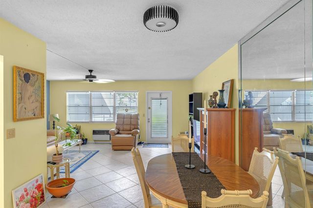 9 Prescott A 9, Deerfield Beach, FL 33442