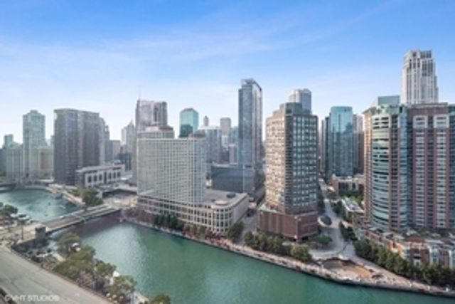 363 E Wacker Drive 2708, Chicago, IL 60601