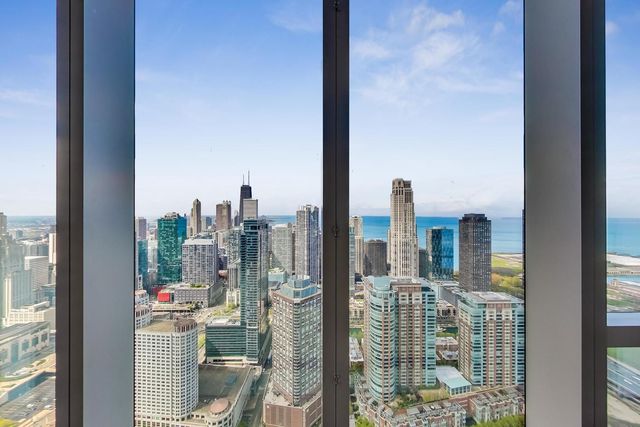 363 E Wacker Drive 2708, Chicago, IL 60601