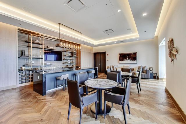 363 E Wacker Drive 2708, Chicago, IL 60601