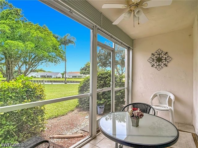100 Forest Lakes BLVD 109, Naples, FL 34105