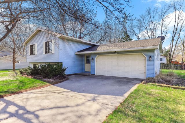 709 83rd Avenue N, Brooklyn Park, MN 55444