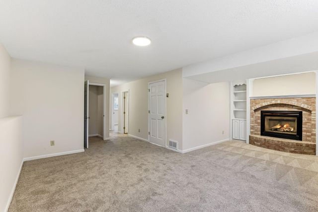 709 83rd Avenue N, Brooklyn Park, MN 55444