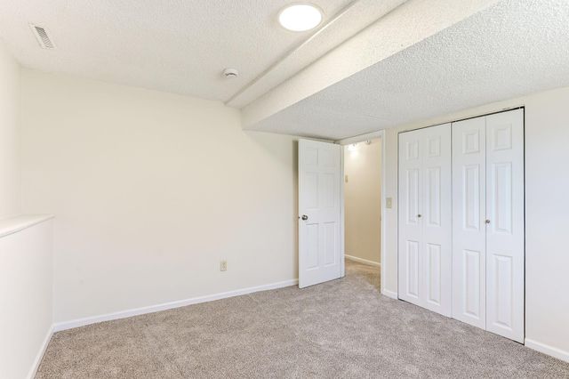 709 83rd Avenue N, Brooklyn Park, MN 55444