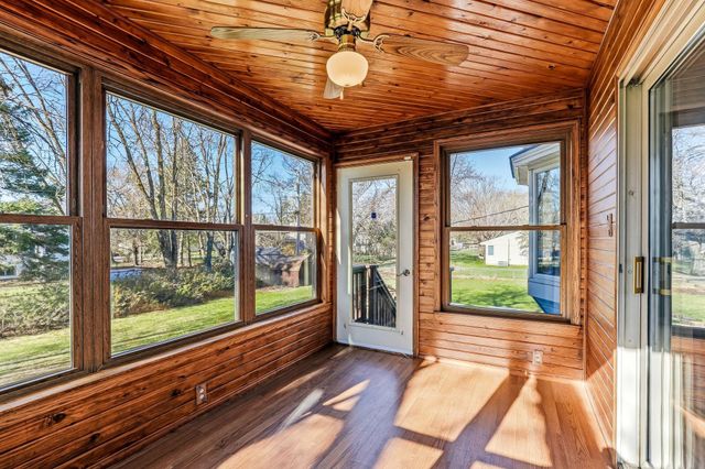 709 83rd Avenue N, Brooklyn Park, MN 55444