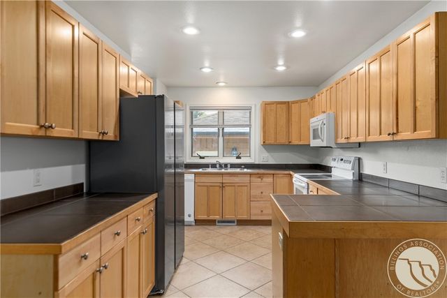 3385 Granger Avenue S 27, Billings, MT 59102