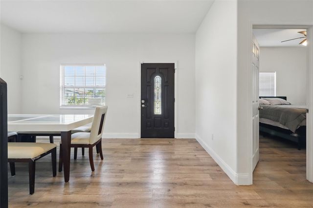 3024 W DOUGLAS ST, Tampa, FL 33607