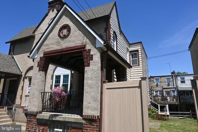 281 N WYCOMBE AVE, Lansdowne, PA 19050