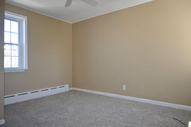 281 N WYCOMBE AVE, Lansdowne, PA 19050