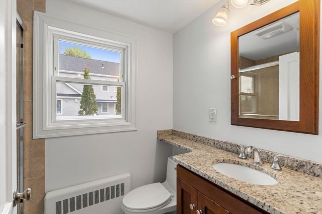 13 Munroe Ave, Woburn, MA 01801
