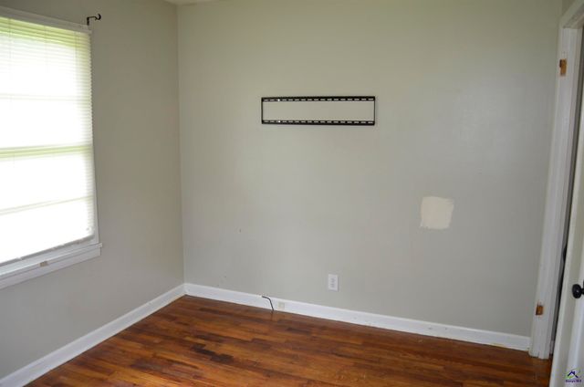 105 Woodland Court, Warner Robins, GA 31088