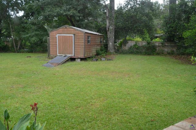 105 Woodland Court, Warner Robins, GA 31088