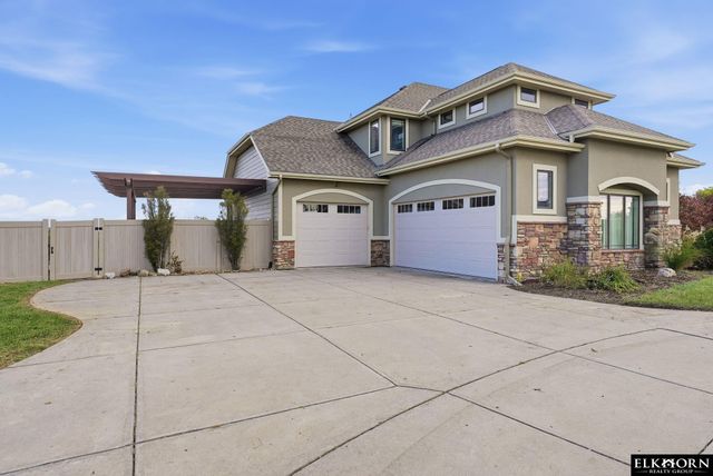 10996 Bobwhite Loop, Blair, NE 68008