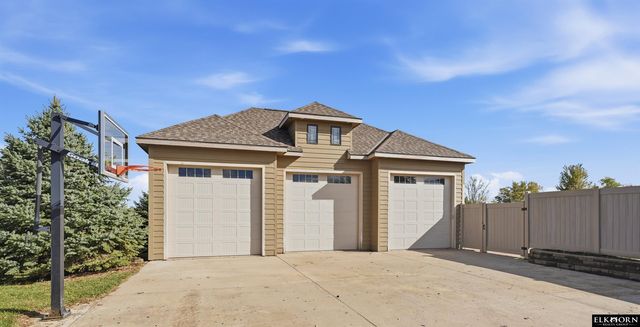 10996 Bobwhite Loop, Blair, NE 68008